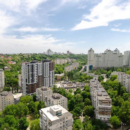 New Apartment Near Railway Station 1A Kiev Bagian luar foto