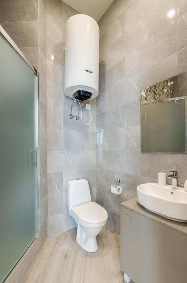 New Apartment Near Railway Station 1A Kiev Bagian luar foto